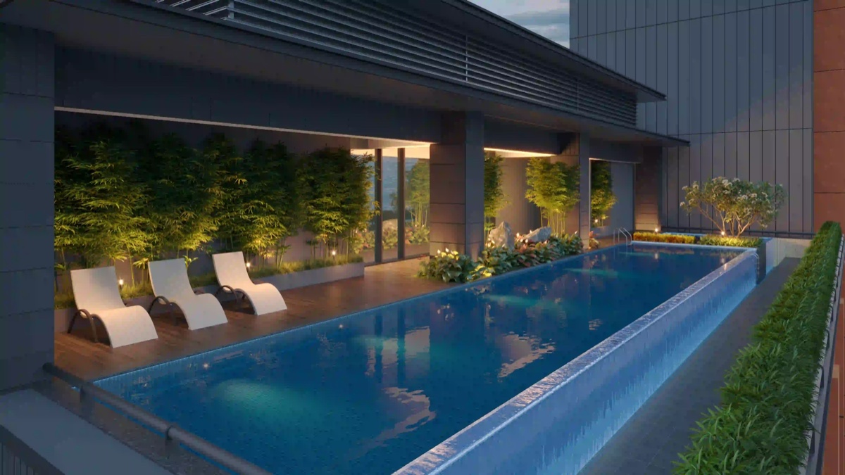 Club pool (evening)